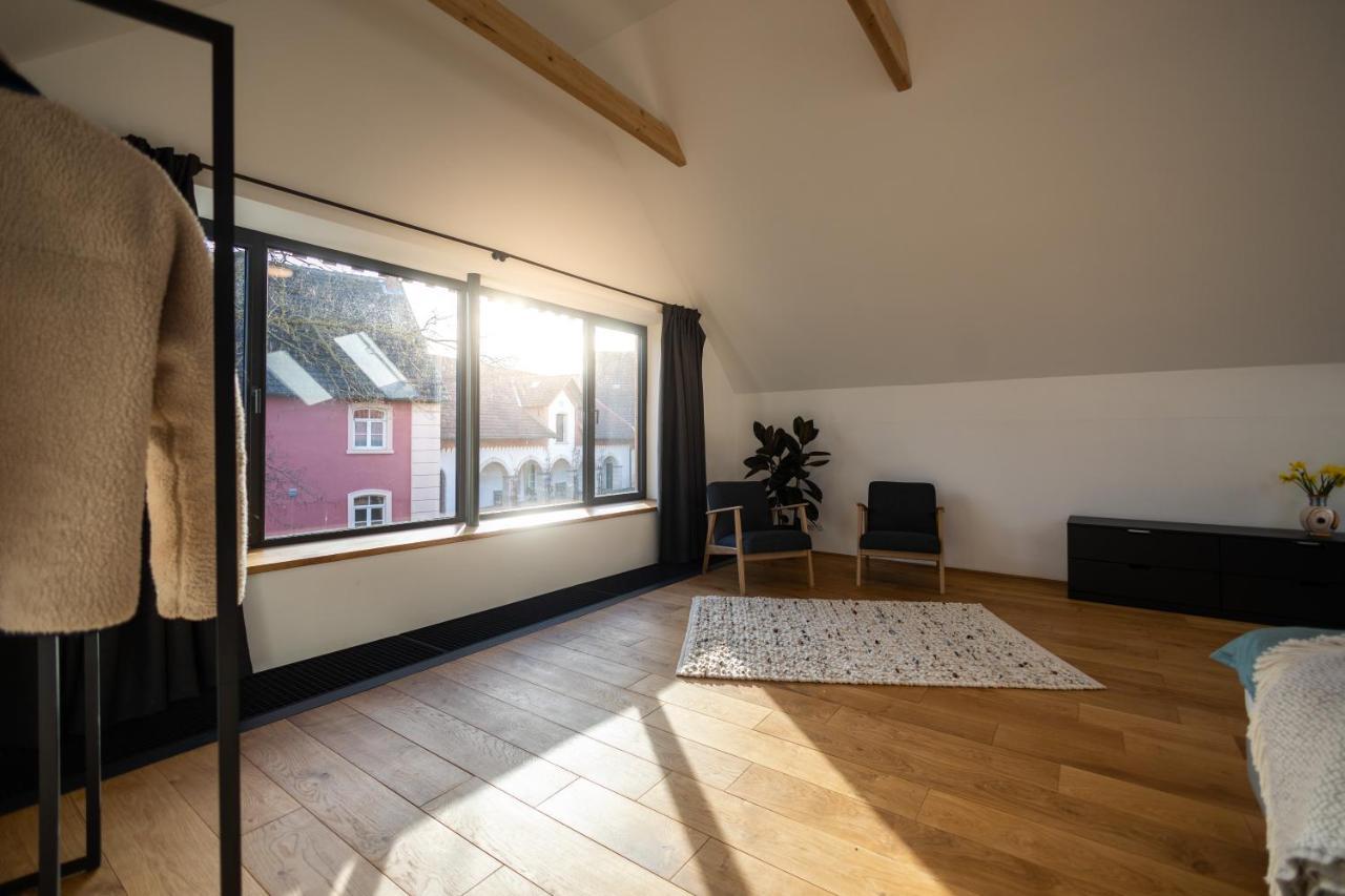 Modernes Ferien- Und Messezimmer In Idyllischer Lage Nordstemmen Exterior foto